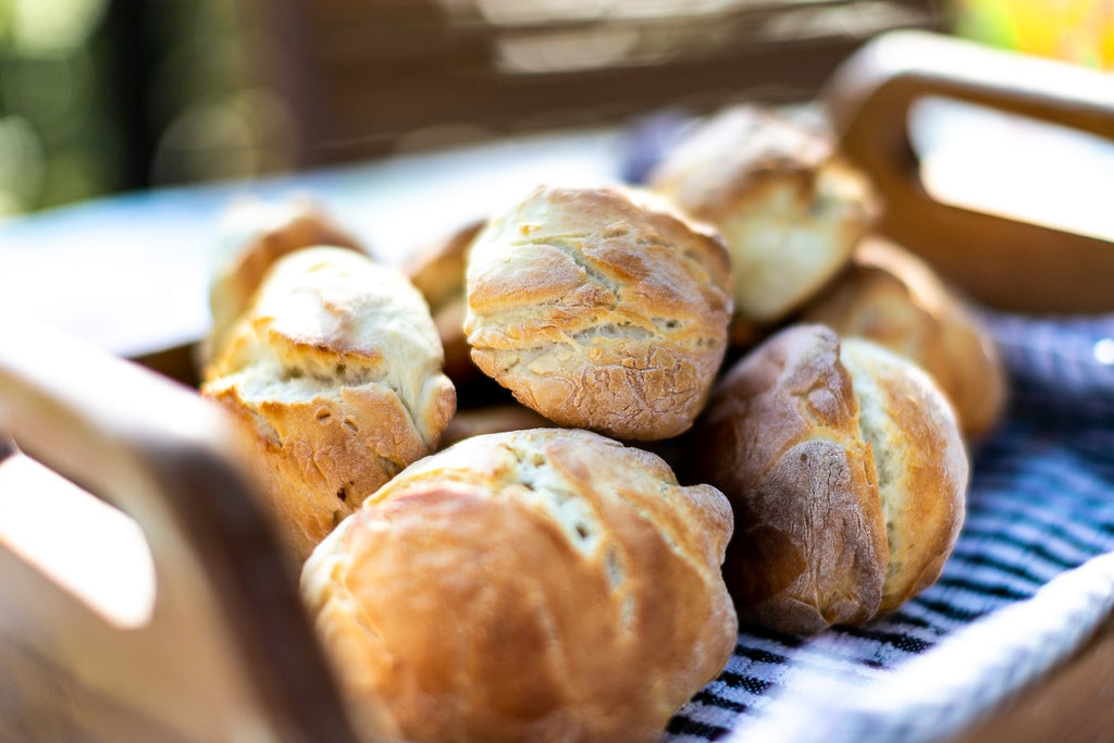 EASY BREAD ROLLS