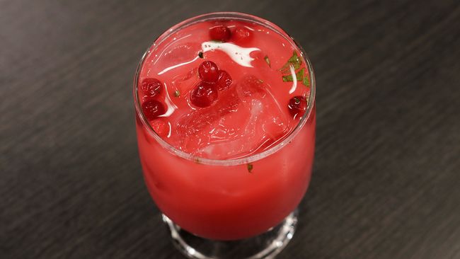 LINGONBERRY COCKTAIL