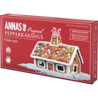 Anna's Gingerbread House (Fragile - Own Risk)